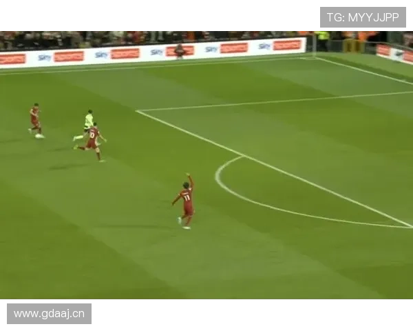 努涅斯 vs 萨拉赫:利物浦锋线核心之争如何体现 努涅斯 vs 萨拉赫:利物浦锋线核心之争如何体现