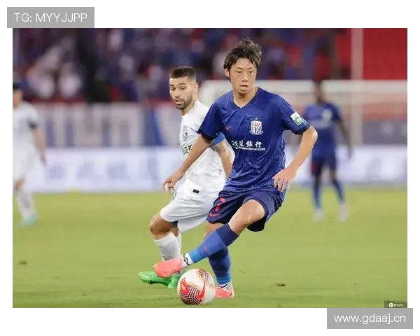 上海申花再陷危机:战术混乱球员迷茫,昔日豪门真要走下坡路了? 上海申花再陷危机:战术混乱球员迷茫,昔日豪门真要走下坡路了?