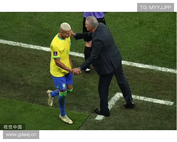 维尼修斯比赛风格与舆论形象的双重争议解析