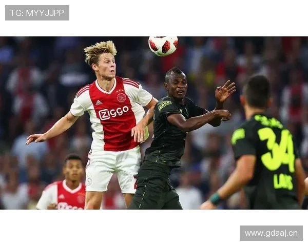 琼阿梅尼 vs 德容:推进能力与中场驱动效率对比分析