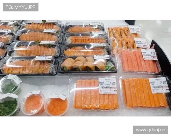 埃琳·安德森训练完直接去超市抢购三文鱼，这自律和口腹之欲也太分裂了